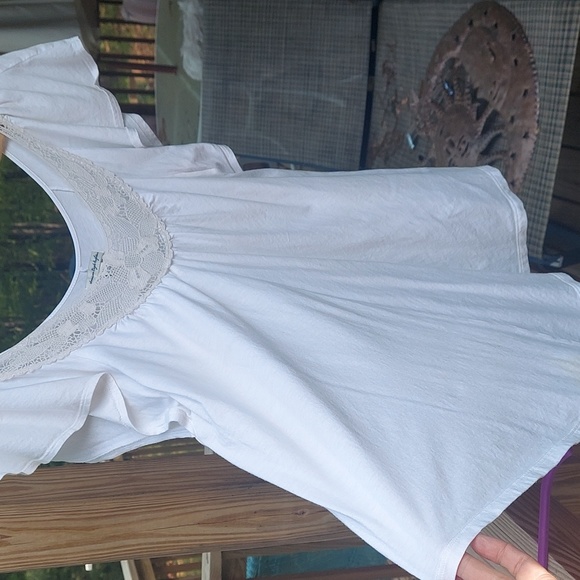 American Eagle Outfitters White Flutter Sleeve Lace Blouse Top Sz XS - Picture 7 of 9